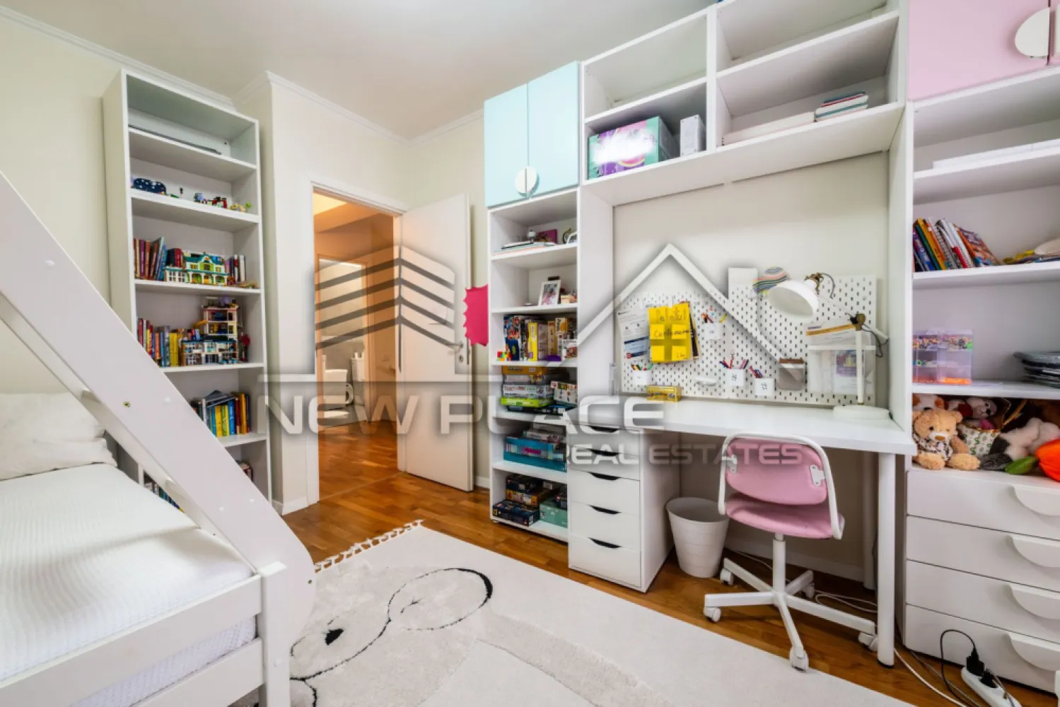 Vila cu gradina proprie | 2 Parcari incluse | Exclusivitate | LUX