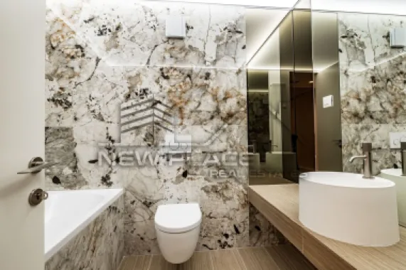 IANCU NICOLAE|Apt exclusivist| 300,390+TVA | Terasa 11.9 | 2 bai | Lux
