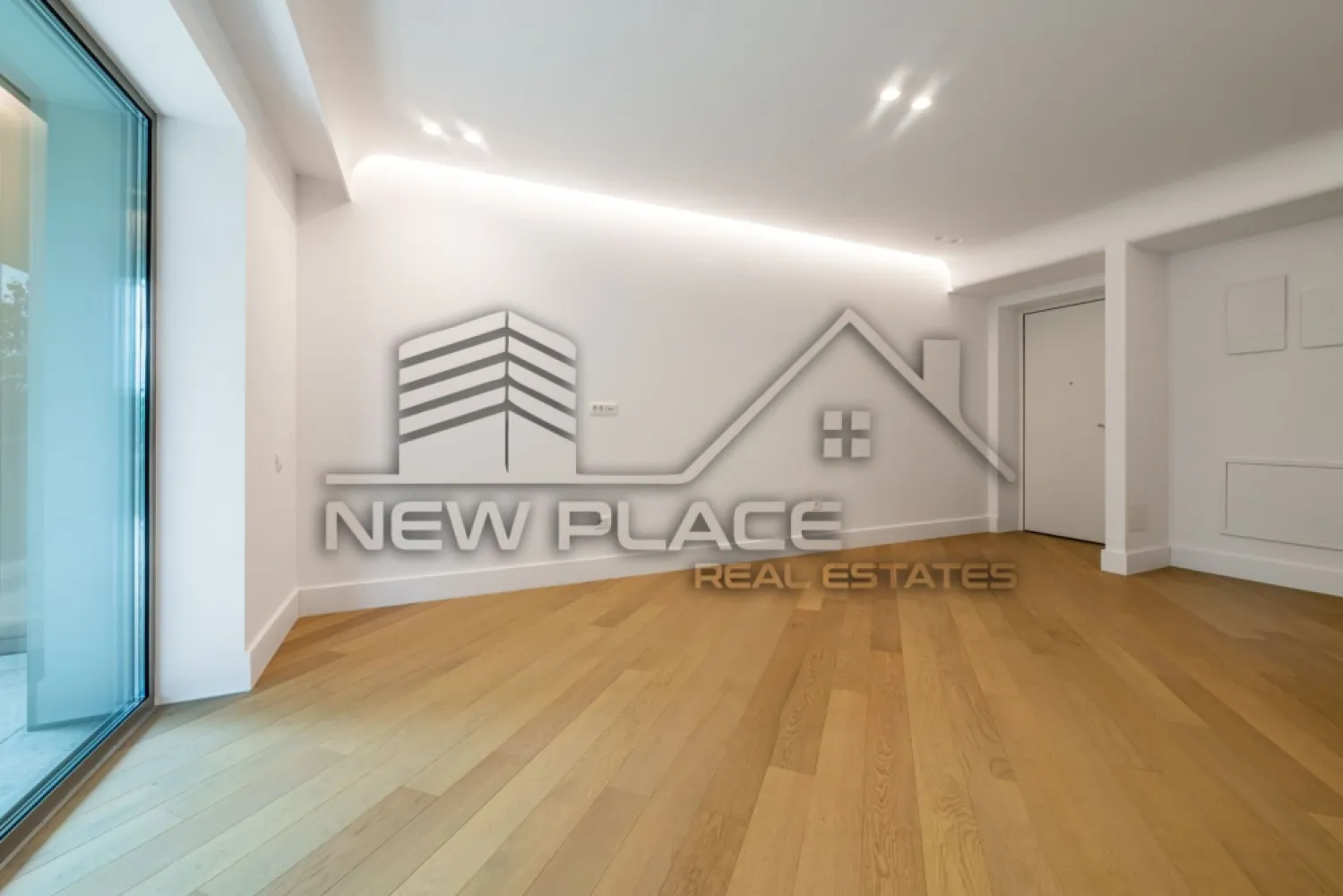 IANCU NICOLAE | Apt exclusivist | 296,360+TVA | Terasa 14.8 |Ultra Lux - New Place Real Estate Company va propune spre vanzare un apartament exclusivist situat intr un complex rezidential premium, localizat in zona de Nord a capitalei - Iancu Nicolae.

Apartamentul este situat la Etajul 3, are o suprafata construita de 95.60 mp si o suprafata utila totala de 79.00 mp, fiind compus din: living cu bucatarie si dining de 28.00 mp, dormitor matrimonial de 14.60 mp cu baie proprie de 3.90 mp, dormitor secundar de 10.10 mp, baie de serviciu de 3.60 mp, hol de 4.00 mp si o terasa de 14.80 mp.

Ansamblul rezidential din care face parte apartamentul propune un concept de locuire exclusivist caracterizat prin finisaje si dotari high-end adaptate trendurilor pietei imobiliare din marile capitale ale lumii.

Conceptul de modern living inseamna sa te bucuri cat mai mult de timpul tau liber. Iar acest lucru incepe acasa. Pentru aceasta viziune ansamblul ia in calcul fiecare parametru al unui stil de viata exclusivist, de la finisajele si dotarile high-end pana la locatie si arhitectura.

Finisaje și dotari
- Fatada ventilata cu placi ceramice Florim
- Tamplarie din aluminiu Schuco cu geam tripan
- Climatizare LG cu control individual a temperaturii
- Usi de acces cu sistem de siguranta
- Control acces cu sistem videointerfon
- Usi interioare tip Filomuro
- Parchet din lemn cu incalzire in pardoseala
- Placari ceramice Florim
- Obiecte sanitare Daniel Rubinetterie
- Incalzire centralizata cu contorizare individuala
- Parcare subterana pe 3 niveluri
- Gradini si spatii verzi

Pentru mai multe detalii sau oferte similare, nu ezitati sa ne contactati.

Aceasta oferta apartine New Place Real Estate Company.