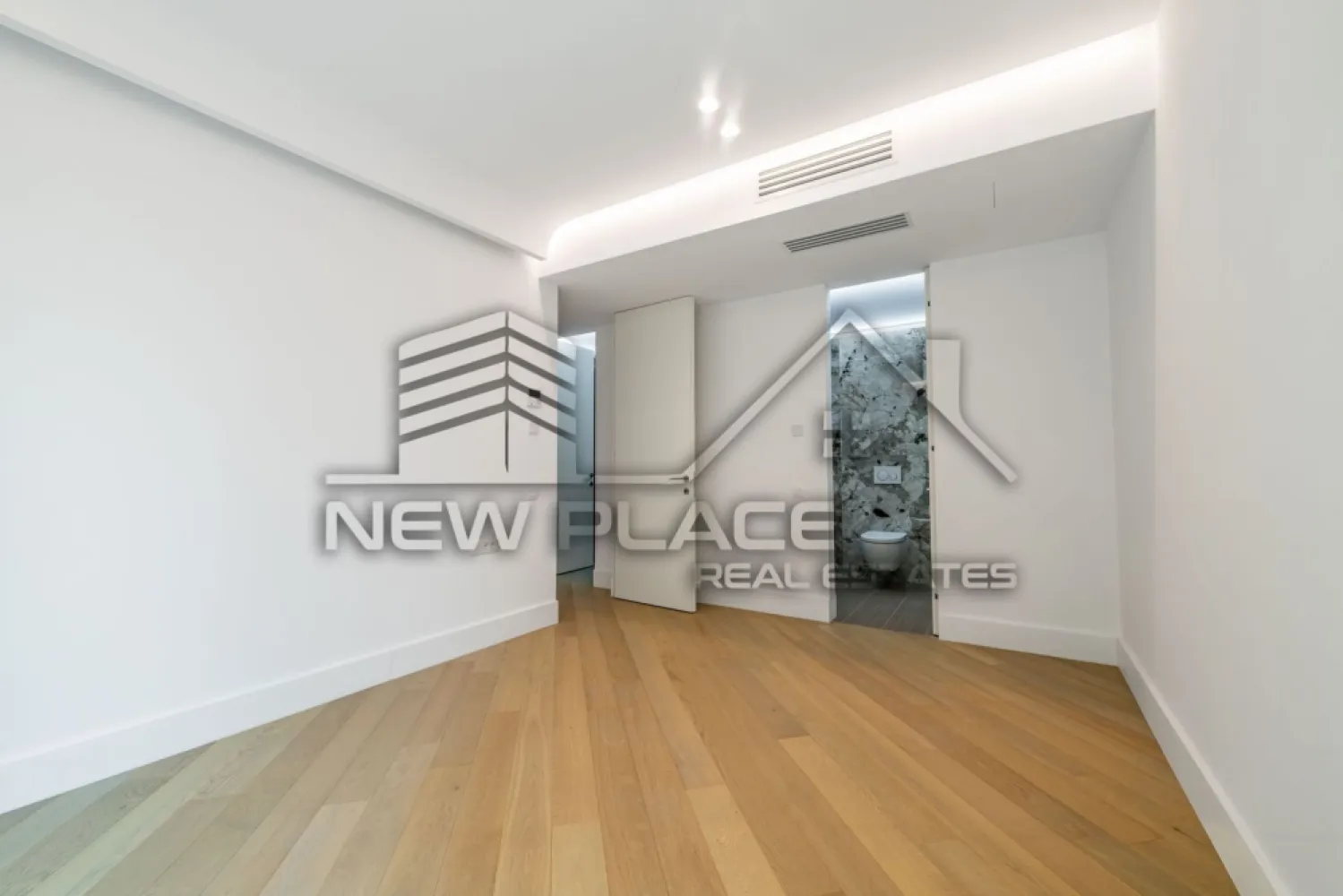 IANCU NICOLAE | Apt exclusivist | 296,360+TVA | Terasa 14.8 |Ultra Lux