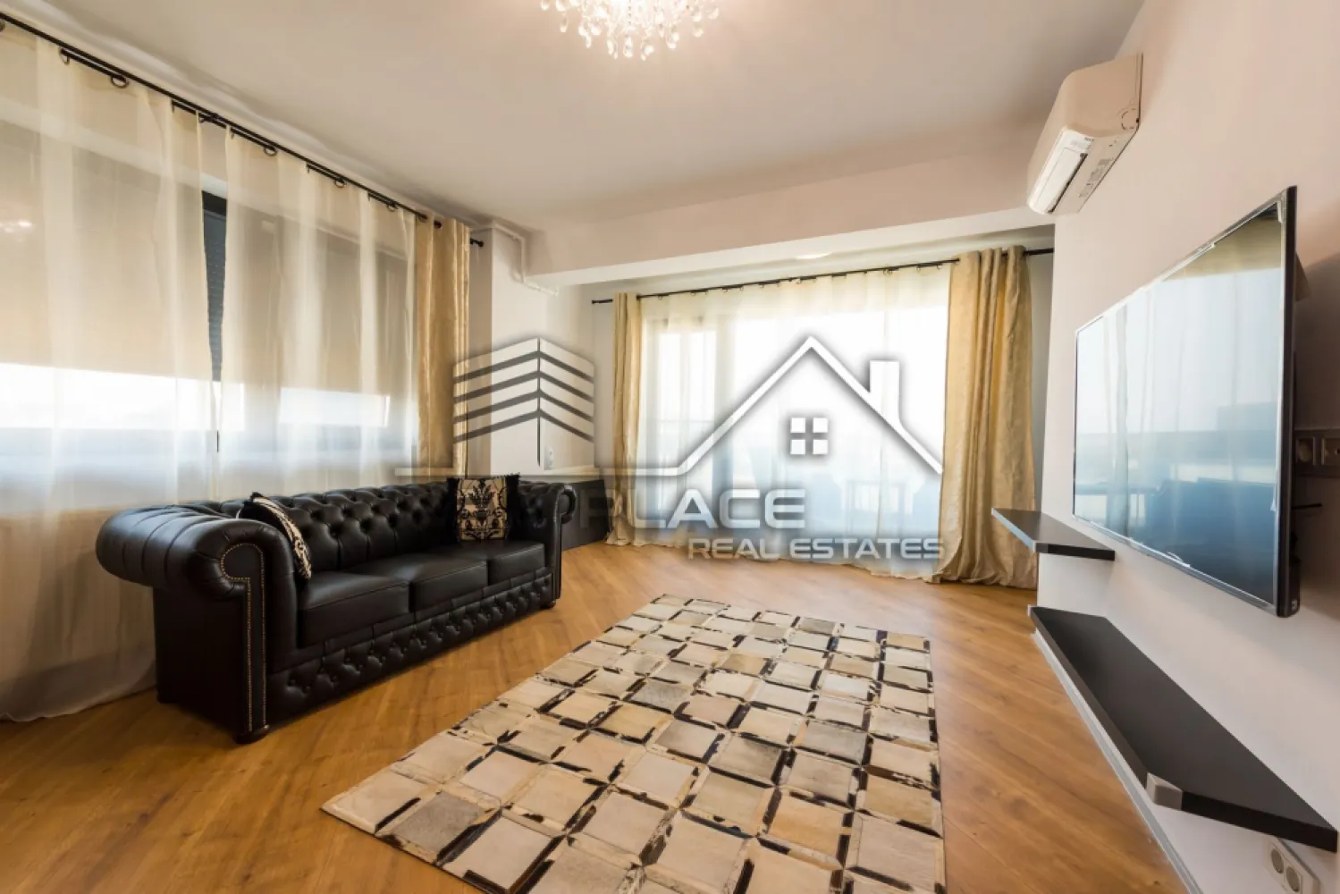 4City North | Vedere spre curtea interioara | Apartament deosebit | Lux - New Place Real Estate Company va propune spre vanzare un apartament exclusivist intr-un ansamblu rezidential nou - 4City North, cu o arhitectura moderna si eleganta, cu spatii verzi si gradina privata situate intr o curte interioara splendida, extrem de generoasa si sigura.

Apartamentul este situat la etajul 7, are o suprafata construita de 107.95 mp si o suprafata utila totala de 89.29 mp, fiind compus din: living spatios - cald din punct de vedere al cromaticii, bucatarie - complet utilata si mobilata cu electrocasnice de ultima generatie, zona de dining, 2 dormitoare (dintre care unul este matrimonial, iar dormitorul secundar este transformat in dressing sau birou), 2 bai moderne si un balcon.

Separat se mai pot achizitiona si 2 locuri de parcare subterane la pretul de 10,000 Eur fiecare,

Alte detalii: finisaje de calitate, centrala termica proprie, aer conditionat in fiecare camera, consumul de energie electrica, gaze, apa/canalizare este contorizat individual per apartament, exista retea de cablu TV/ internet, interfon, monitorizare video si paza 24/7.

Ansamblul 4City dispune de o localizare excelenta, fiind situat in Nordul Bucurestiului - Pipera, la cativa pasi de Lacul Saulei, in inima cartierului de business, intr-o zona linistita si sigura, cu acces direct la mall, benzinarii, gym, restaurante, scoli si gradinite.

Pentru mai multe detalii sau oferte similare, nu ezitati sa ne contactati.

Aceasta oferta apartine New Place Real Estate Company.