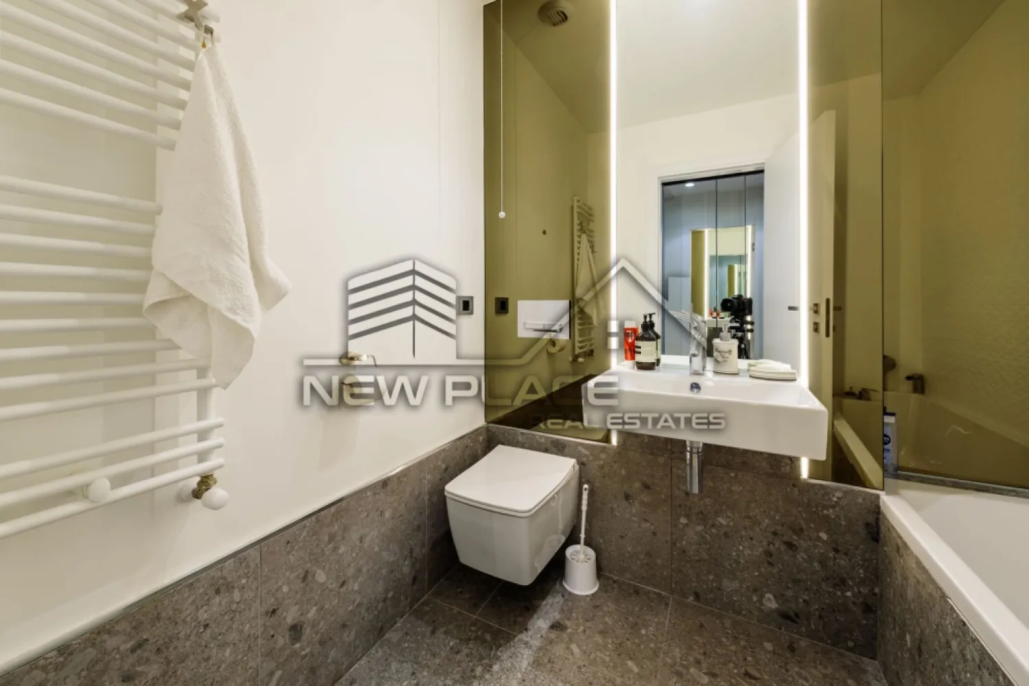 Aviatiei Tower | Vedere libera | Terase 40 mp | 470,000+TVA | Lux