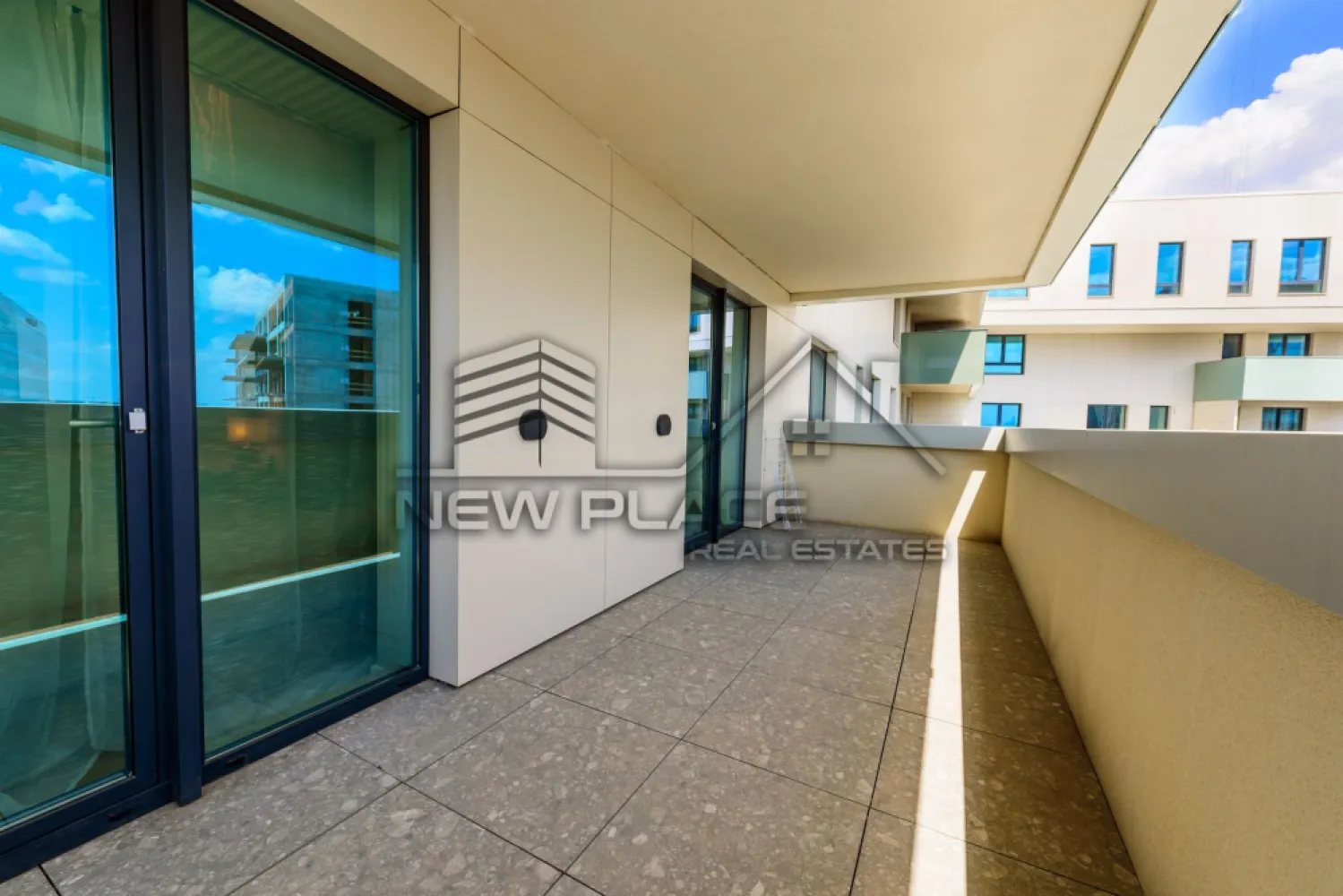 Aviatiei Tower | Vedere libera | Terase 40 mp | 470,000+TVA | Lux