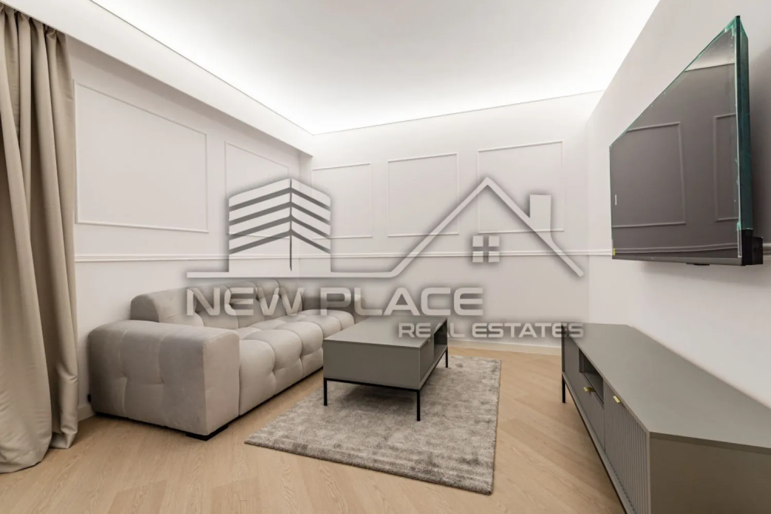 CORTINA NORTH|Apartament exclusivist| 300,000+TVA |Terasa de 30 mp|LUX - New Place Real Estate Company va propune spre vanzare un apartament situat intr-un complex rezidential exclusivist din zona Aviatiei-Pipera si anume CORTINA NORTH. Cu o amplasare de exceptie in Nordul capitalei, acest ansamblu este unul grandios, cu caracteristici unice imbinate pentru un stil de viata complet, confortabil si activ!

Apartamentul este situat la Etajul 2, are o suprafata construita de 124.73 mp si suprafata utila totala de 101.38 mp, are orientare spre Est, fiind compus din living de 18,48 mp, bucatarie inchisa de 9,60 mp, un dormitor matrimonial de 14,29 mp cu baie proprie de 5,52 mp, un al doilea dormitor de 12,52 mp - care este transformat in dressing, baie de serviciu de 3,20 mp, hol de 8,44 mp si o terasa de 29,33 mp.

Separat se poate achizitiona si un loc de parcare situat la subteranul imobilului la pretul de 15,000 Eur + TVA.

Ansamblul Cortina North completeaza stilul de viata activ, sanatos si securizat cu o gama variata de facilitati: centru fitness, bazin de inot, peste 1,5 km pista de alergare, calitatea aerului data de peste 10,000 mp de spatii verzi, galerii comerciale dedicate, parcari private subterane si supraterane si acces controlat.

FINISAJE:
- Fatada ventilata;
- Tamplarie PVC Schuco cu geam tripan termoizolant;
- Ceramica Porcelanosa;
- Obiecte sanitare Daniel Rubinetterie;
- Parchet calitate superioara;
- Usi de intrare securizate Pinum;
- Usi interioare Filomuro.

DOTARI:
- Centrala termica Ariston individuala cu gaz;
- Aer conditionat tip multisplit;
- Videointerfon;
- Utilitati „ready to use” (racorduri individuale la gaze, curent electric, apa curenta);
- Aparatura electrica si cablaje pregatite pentru conexiunea TV si internet;
- Ascensoare – Cate doua pe fiecare tronson.

Pentru mai multe detalii sau oferte similare, nu ezitati sa ne contactati.

Aceasta oferta apartine New Place Real Estate Company