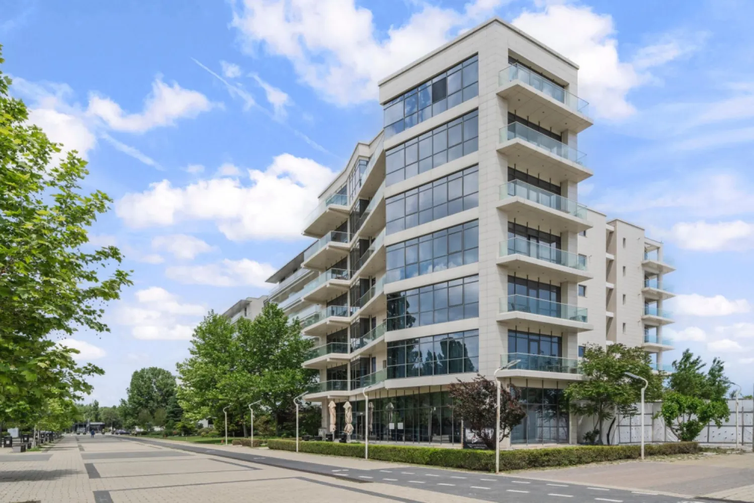 CAELIA RESIDENCE | MAMAIA | VEDERE FRONTALA LA MARE | EXCLUSIVITATE | LUX