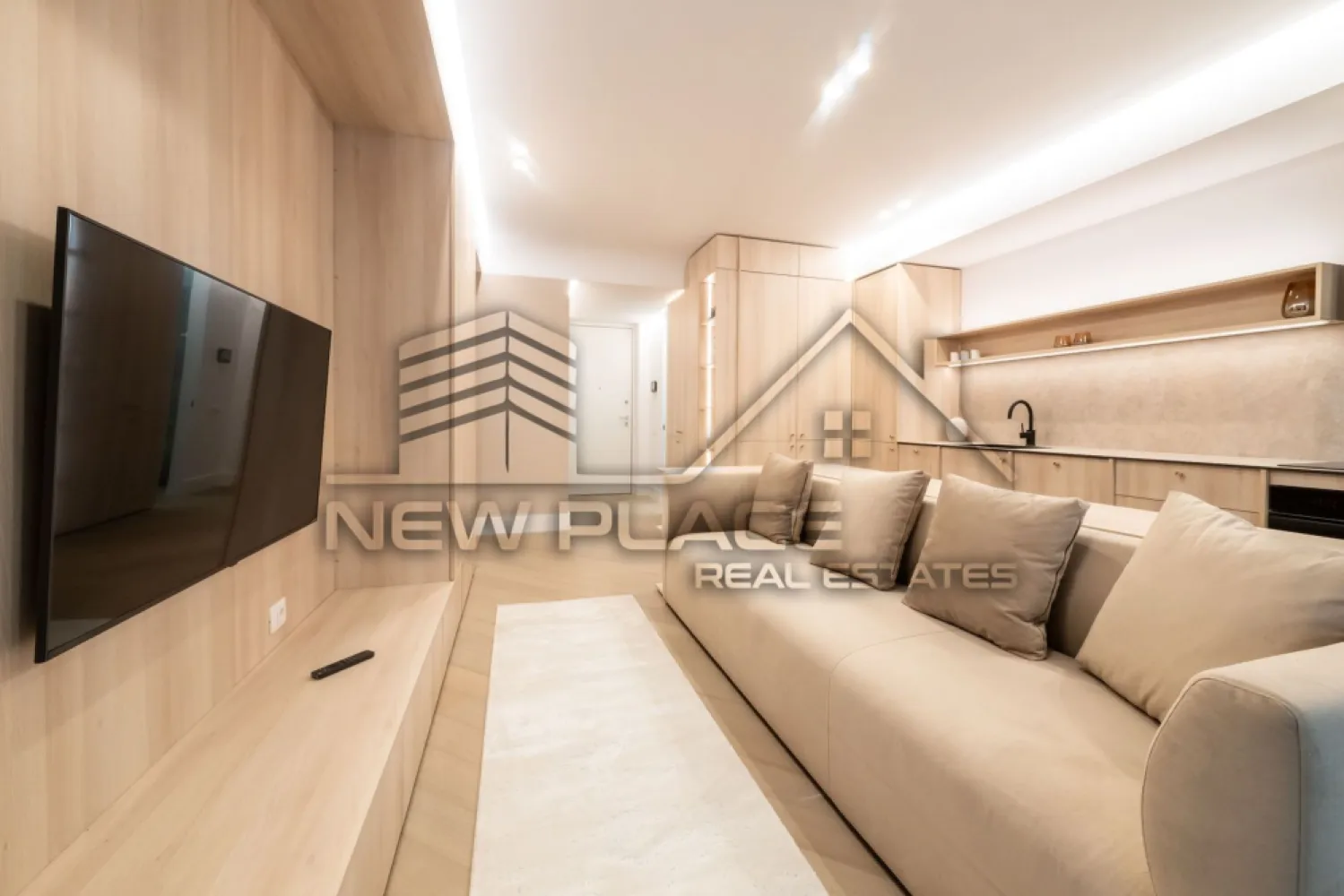 CORTINA 126 | Apt exclusivist | 270,000+TVA | Terasa 40 mp | ULTRA LUX - New Place Real Estate Company va propune spre vanzare un apartament exclusivist situat in Ansamblul residential CORTINA 126, un complex rezidential premium, localizat in zona de Nord a capitalei - Iancu Nicolae.

Apartamentul este situat la Etajul 5, are o suprafata utila totala de 106.00 mp, fiind compus din: living cu dinning si bucatarie open space de 27.70 mp - bucataria fiind complet utilata si mobilata, un dormitor matrimonial de 15.00 mp si o baie proprie de 4.00 mp, un dormitor secundar de 12.50 mp, baie de serviciu de 4.00 mp, hol de 4.10 mp si o terasa de 39.70 mp.

Apartamentul dispune de un loc de parcare situat la subteranul imobilului care se poate achizitiona separat la pretul de 25,000 Eur + TVA.

CORTINA 126 este un Ansamblu rezidential care propune un concept de locuire exclusivist caracterizat prin finisaje si dotari high-end adaptate trendurilor pietei imobiliare din marile capitale ale lumii.

Conceptul de modern living inseamna sa te bucuri cat mai mult de timpul tau liber. Iar acest lucru incepe acasa. Pentru aceasta viziune Ansamblul Cortina 126 ia in calcul fiecare parametru al unui stil de viata exclusivist, de la finisajele si dotarile high-end pana la locatie si arhitectura.

Finisaje și dotări
- Fatada ventilata cu placi ceramice Florim
- Tamplarie din aluminiu Schuco cu geam tripan
- Climatizare LG cu control individual a temperaturii
- Usi de acces cu sistem de siguranta
- Control acces cu sistem videointerfon
- Usi interioare tip Filomuro
- Parchet din lemn cu incalzire in pardoseala
- Placari ceramice Florim
- Obiecte sanitare Daniel Rubinetterie
- Incalzire centralizata cu contorizare individuala
- Parcare subterana pe 3 niveluri
- Gradini si spatii verzi

Pentru mai multe detalii sau oferte similare, nu ezitati sa ne contactati.

Aceasta oferta apartine New Place Real Estate Company.