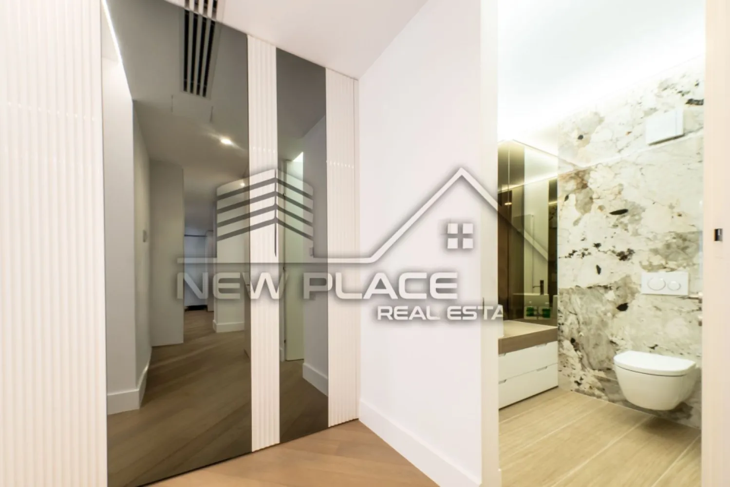 CORTINA 126 | Apartament exclusivist | Terasa 26 mp | View liber | ULTRA LUX