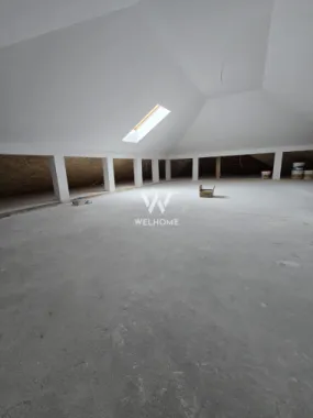 Casă individuală P+E+Pod, 205 mp utili, Curte 380 mp, Pompă de căldura