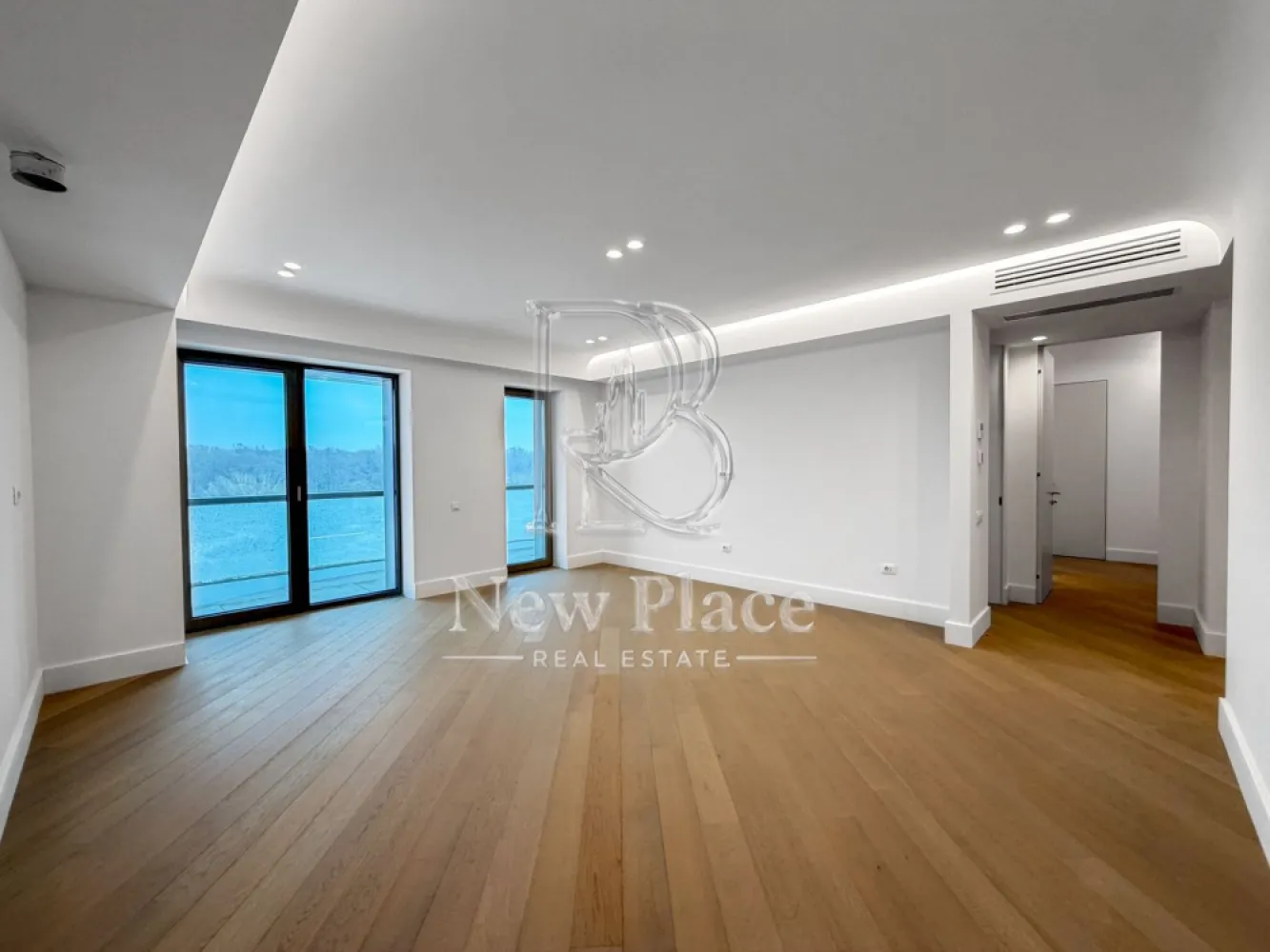 [VIDEO] CORTINA 126 | Apartament exclusivist | Terasa 24 mp | View liber | LUX - ✅Pentru o perspectiva mai buna asupra Apartamentului, va invitam sa vizionati Video-ul de prezentare✅

New Place Real Estate Company va propune spre vanzare un apartament exclusivist situat in Ansamblul residential CORTINA 126, un complex rezidential premium, localizat in zona de Nord a capitalei - Iancu Nicolae.

Apartamentul este situat la Etajul 5, are o suprafata utila totala de 103.01 mp, fiind compus din: living cu dinning si bucatarie open space de 29.80 mp, un dormitor matrimonial de 17.80 mp si o baie proprie de 3.70 mp, un dormitor secundar de 13.40 mp, baie de serviciu de 6.00 mp, hol de 8.60 mp si o terasa de 23.80 mp.

CORTINA 126 este un Ansamblu rezidential care propune un concept de locuire exclusivist caracterizat prin finisaje si dotari high-end adaptate trendurilor pietei imobiliare din marile capitale ale lumii.

Conceptul de modern living inseamna sa te bucuri cat mai mult de timpul tau liber. Iar acest lucru incepe acasa. Pentru aceasta viziune Ansamblul Cortina 126 ia in calcul fiecare parametru al unui stil de viata exclusivist, de la finisajele si dotarile high-end pana la locatie si arhitectura.

Finisaje și dotări
- Fatada ventilata cu placi ceramice Florim
- Tamplarie din aluminiu Schuco cu geam tripan
- Climatizare LG cu control individual a temperaturii
- Usi de acces cu sistem de siguranta
- Control acces cu sistem videointerfon
- Usi interioare tip Filomuro
- Parchet din lemn cu incalzire in pardoseala
- Placari ceramice Florim
- Obiecte sanitare Daniel Rubinetterie
- Incalzire centralizata cu contorizare individuala
- Parcare subterana pe 3 niveluri
- Gradini si spatii verzi

Apartamentul se vinde nemobilat.

Pentru mai multe detalii sau oferte similare, nu ezitati sa ne contactati.

Aceasta oferta apartine New Place Real Estate Company.