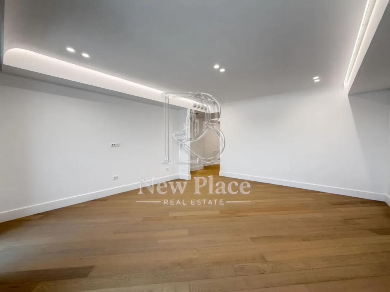 [VIDEO] CORTINA 126 | Apartament exclusivist | Terasa 24 mp | View liber | LUX - ✅Pentru o perspectiva mai buna asupra Apartamentului, va invitam sa vizionati Video-ul de prezentare✅

New Place Real Estate Company va propune spre vanzare un apartament exclusivist situat in Ansamblul residential CORTINA 126, un complex rezidential premium, localizat in zona de Nord a capitalei - Iancu Nicolae.

Apartamentul este situat la Etajul 5, are o suprafata utila totala de 103.01 mp, fiind compus din: living cu dinning si bucatarie open space de 29.80 mp, un dormitor matrimonial de 17.80 mp si o baie proprie de 3.70 mp, un dormitor secundar de 13.40 mp, baie de serviciu de 6.00 mp, hol de 8.60 mp si o terasa de 23.80 mp.

CORTINA 126 este un Ansamblu rezidential care propune un concept de locuire exclusivist caracterizat prin finisaje si dotari high-end adaptate trendurilor pietei imobiliare din marile capitale ale lumii.

Conceptul de modern living inseamna sa te bucuri cat mai mult de timpul tau liber. Iar acest lucru incepe acasa. Pentru aceasta viziune Ansamblul Cortina 126 ia in calcul fiecare parametru al unui stil de viata exclusivist, de la finisajele si dotarile high-end pana la locatie si arhitectura.

Finisaje și dotări
- Fatada ventilata cu placi ceramice Florim
- Tamplarie din aluminiu Schuco cu geam tripan
- Climatizare LG cu control individual a temperaturii
- Usi de acces cu sistem de siguranta
- Control acces cu sistem videointerfon
- Usi interioare tip Filomuro
- Parchet din lemn cu incalzire in pardoseala
- Placari ceramice Florim
- Obiecte sanitare Daniel Rubinetterie
- Incalzire centralizata cu contorizare individuala
- Parcare subterana pe 3 niveluri
- Gradini si spatii verzi

Apartamentul se vinde nemobilat.

Pentru mai multe detalii sau oferte similare, nu ezitati sa ne contactati.

Aceasta oferta apartine New Place Real Estate Company.