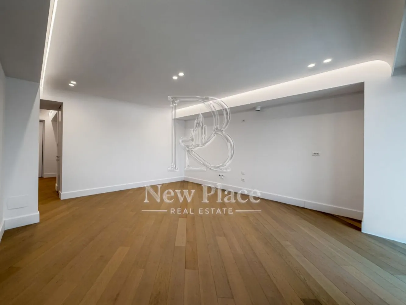 [VIDEO] CORTINA 126 | Apartament exclusivist | Terasa 24 mp | View liber | LUX - ✅Pentru o perspectiva mai buna asupra Apartamentului, va invitam sa vizionati Video-ul de prezentare✅

New Place Real Estate Company va propune spre vanzare un apartament exclusivist situat in Ansamblul residential CORTINA 126, un complex rezidential premium, localizat in zona de Nord a capitalei - Iancu Nicolae.

Apartamentul este situat la Etajul 5, are o suprafata utila totala de 103.01 mp, fiind compus din: living cu dinning si bucatarie open space de 29.80 mp, un dormitor matrimonial de 17.80 mp si o baie proprie de 3.70 mp, un dormitor secundar de 13.40 mp, baie de serviciu de 6.00 mp, hol de 8.60 mp si o terasa de 23.80 mp.

CORTINA 126 este un Ansamblu rezidential care propune un concept de locuire exclusivist caracterizat prin finisaje si dotari high-end adaptate trendurilor pietei imobiliare din marile capitale ale lumii.

Conceptul de modern living inseamna sa te bucuri cat mai mult de timpul tau liber. Iar acest lucru incepe acasa. Pentru aceasta viziune Ansamblul Cortina 126 ia in calcul fiecare parametru al unui stil de viata exclusivist, de la finisajele si dotarile high-end pana la locatie si arhitectura.

Finisaje și dotări
- Fatada ventilata cu placi ceramice Florim
- Tamplarie din aluminiu Schuco cu geam tripan
- Climatizare LG cu control individual a temperaturii
- Usi de acces cu sistem de siguranta
- Control acces cu sistem videointerfon
- Usi interioare tip Filomuro
- Parchet din lemn cu incalzire in pardoseala
- Placari ceramice Florim
- Obiecte sanitare Daniel Rubinetterie
- Incalzire centralizata cu contorizare individuala
- Parcare subterana pe 3 niveluri
- Gradini si spatii verzi

Apartamentul se vinde nemobilat.

Pentru mai multe detalii sau oferte similare, nu ezitati sa ne contactati.

Aceasta oferta apartine New Place Real Estate Company.