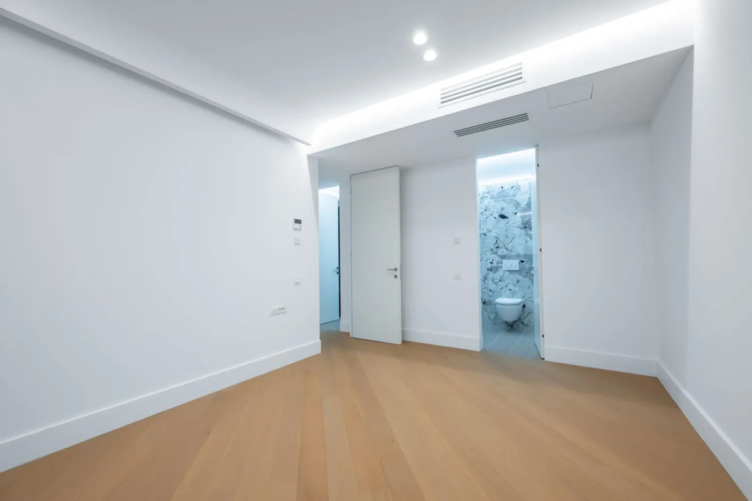 CORTINA 126 | Apartament exclusivist | Vedere libera | 2,900 Eur/mpc | LUX