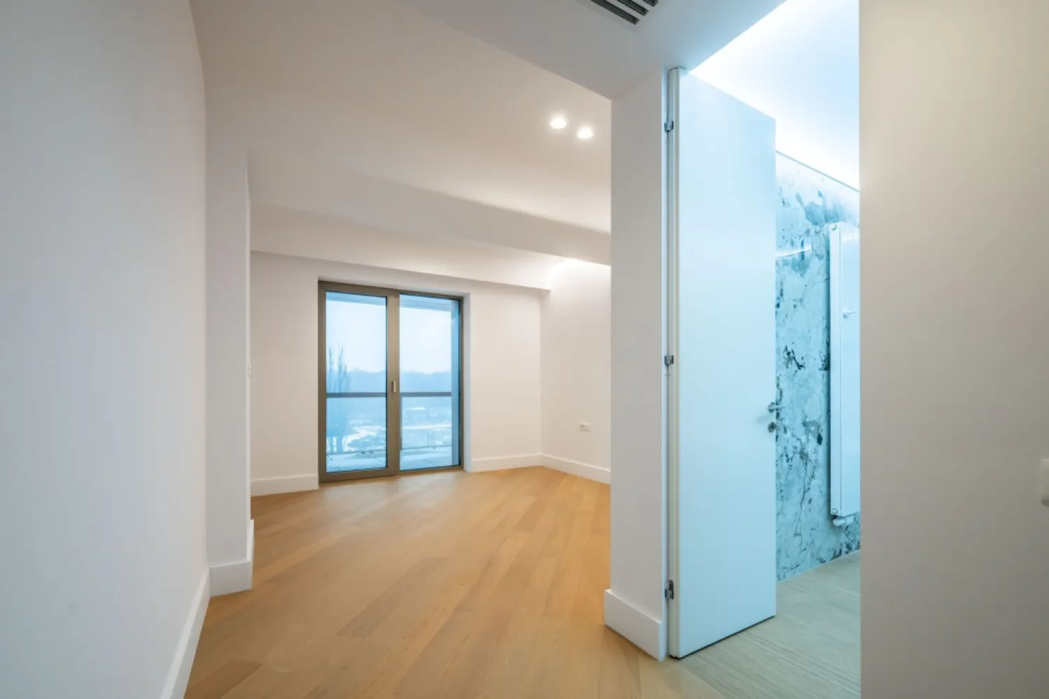 CORTINA 126 | Apartament exclusivist | Vedere dubla | 2,900 Eur/mpc | LUX