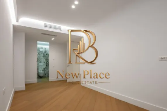 CORTINA 126 | Ultra Lux | Exclusivitate | 2,500 Eur/mpc | Terasa de 13 mp
