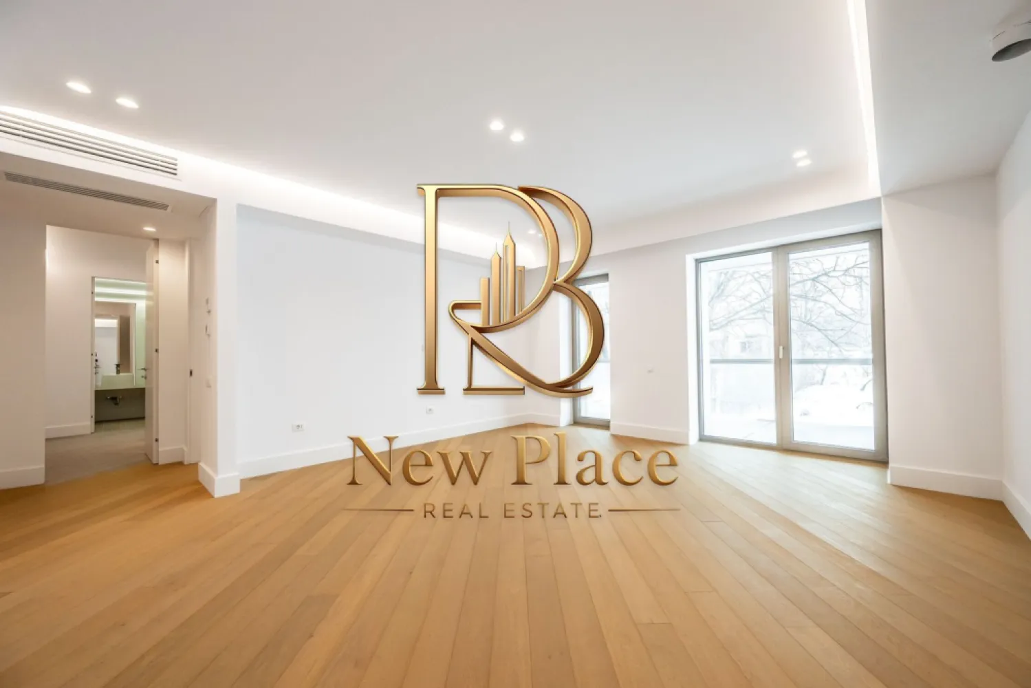 IANCU NICOLAE | Ultra Lux | Oportunitate | 2,500 Eur/mpc | Terasa de 23.5 mp - New Place Real Estate Company va propune spre vanzare un apartament exclusivist situat intr un complex rezidential premium, localizat in zona de Nord a capitalei - Erou Iancu Nicolae.

Apartamentul este situat la Etajul 1, are o suprafata construita de 122.40 mp si o suprafata utila totala de 103.10 mp, fiind compus din: living cu bucatarie si dining de 29.60 mp, dormitor matrimonial de 17.90 mp cu baie proprie de 3.70 mp, dormitor secundar de 13.50 mp, baie de serviciu de 6.20 mp, un hol de 8.70 mp si o terasa de 23.50 mp.

Ansamblul rezidential din care face parte apartamentul propune un concept de locuire exclusivist caracterizat prin finisaje si dotari high-end adaptate trendurilor pietei imobiliare din marile capitale ale lumii.

Conceptul de modern living inseamna sa te bucuri cat mai mult de timpul tau liber. Iar acest lucru incepe acasa. Pentru aceasta viziune ansamblul ia in calcul fiecare parametru al unui stil de viata exclusivist, de la finisajele si dotarile high-end pana la locatie si arhitectura.

Finisaje și dotari
- Fatada ventilata cu placi ceramice Florim
- Tamplarie din aluminiu Schuco cu geam tripan
- Climatizare LG cu control individual a temperaturii
- Usi de acces cu sistem de siguranta
- Control acces cu sistem videointerfon
- Usi interioare tip Filomuro
- Parchet din lemn cu incalzire in pardoseala
- Placari ceramice Florim
- Obiecte sanitare Daniel Rubinetterie
- Incalzire centralizata cu contorizare individuala
- Parcare subterana pe 3 niveluri
- Gradini si spatii verzi

Pentru mai multe detalii sau oferte similare, nu ezitati sa ne contactati.

Aceasta oferta apartine New Place Real Estate Company.