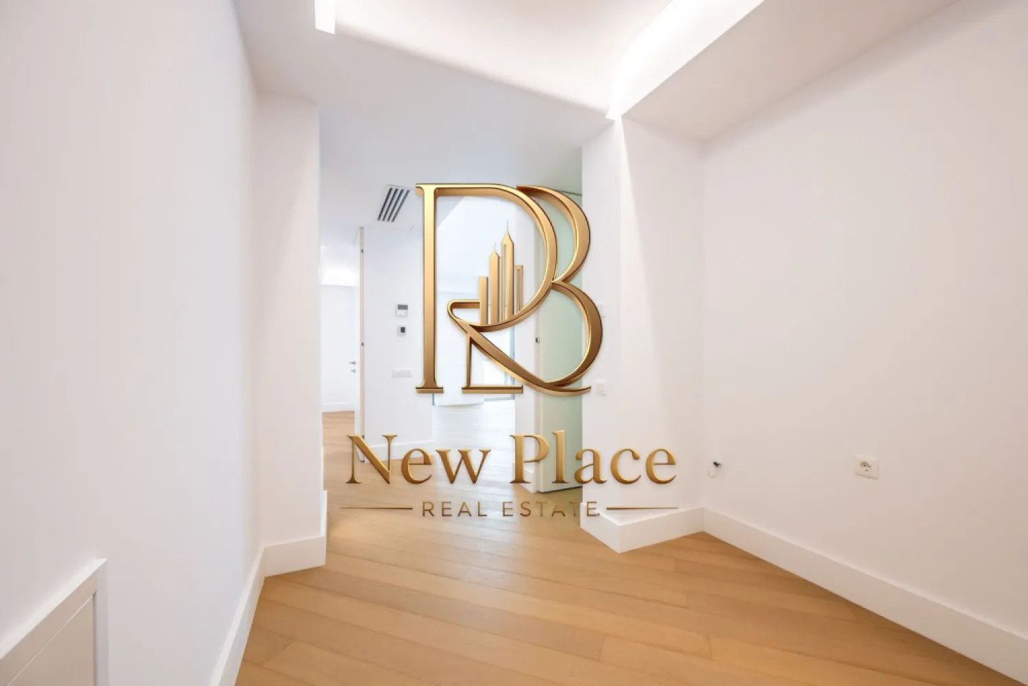 IANCU NICOLAE | Ultra Lux | Oportunitate | 2,500 Eur/mpc | Terasa de 23.5 mp