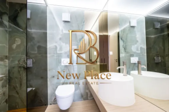 IANCU NICOLAE | 2,500 Eur/mpc | Ultra Lux | Terasa de 25.3 mp