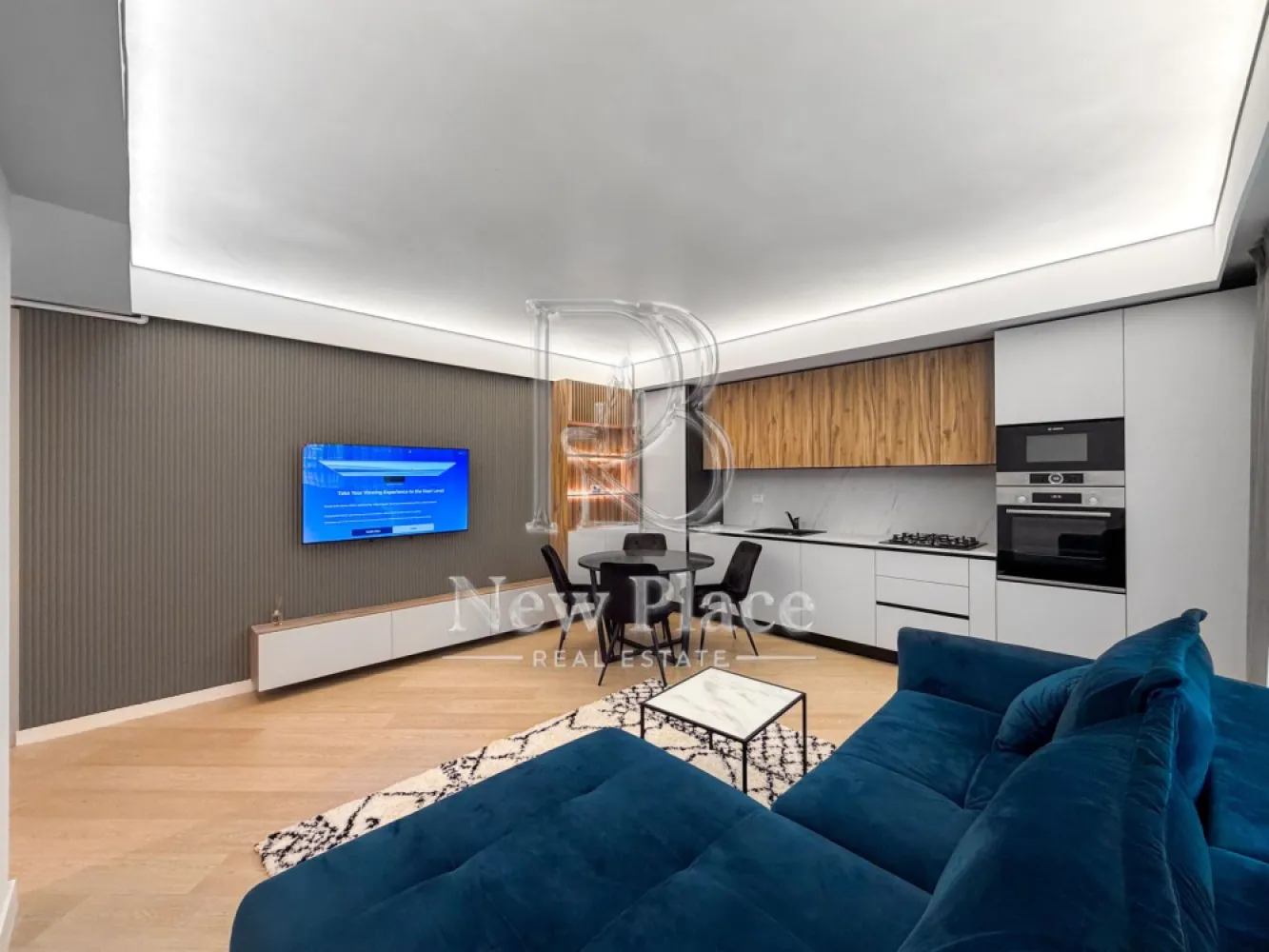 [VIDEO] CORTINA NORTH | Apartament deosebit | Parcare subterana | LUX - ✅Pentru o perspectiva mai buna asupra Apartamentului, va invitam sa vizionati Video-ul de prezentare✅

New Place Real Estate Company va propune spre inchiriere un apartament situat intr-un complex rezidential exclusivist din zona Aviatiei-Pipera si anume CORTINA NORTH. Cu o amplasare de exceptie in Nordul capitalei, acest ansamblu este unul grandios, cu caracteristici unice imbinate pentru un stil de viata complet, confortabil si activ!

Apartamentul este situat la Etajul 6, are o suprafata construita de 96.33 mp si suprafata utila totala de 78.10 mp, fiind compus din living cu bucatarie opne space de 23,70 mp, un dormitor matrimonial de 15,90 mp cu baie proprie de 4,90 mp, un al doilea dormitor de 15,00 mp - care se poate mobila la cererea viitorului chirias, baie de serviciu de 4,20 mp, hol de 5,80 mp si un balcon de 8,60 mp.

Apartamentul dispune de un loc de parcare situat la subteranul imobilului.

Ansamblul Cortina North completeaza stilul de viata activ, sanatos si securizat cu o gama variata de facilitati: centru fitness, bazin de inot, peste 1,5 km pista de alergare, calitatea aerului data de peste 10,000 mp de spatii verzi, galerii comerciale dedicate, parcari private subterane si supraterane si acces controlat.

FINISAJE:
- Fatada ventilata;
- Tamplarie PVC Schuco cu geam tripan termoizolant;
- Ceramica Porcelanosa;
- Obiecte sanitare Daniel Rubinetterie;
- Parchet calitate superioara;
- Usi de intrare securizate Pinum;
- Usi interioare Filomuro.

DOTARI:
- Centrala termica Ariston individuala cu gaz;
- Aer conditionat tip multisplit;
- Videointerfon;
- Utilitati „ready to use” (racorduri individuale la gaze, curent electric, apa curenta);
- Aparatura electrica si cablaje pregatite pentru conexiunea TV si internet;
- Ascensoare – Cate doua pe fiecare tronson.

Pentru mai multe detalii sau oferte similare, nu ezitati sa ne contactati.

Aceasta oferta apartine New Place Real Estate Company