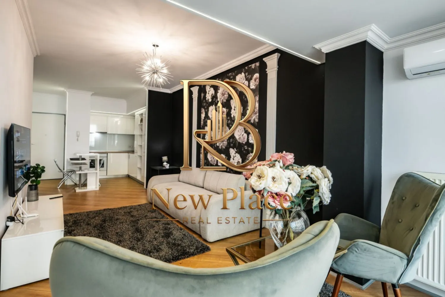 4City North | Apartament deosebit | Parcare inclusa | Lux - New Place Real Estate Company va propune spre inchiriere un apartament situat intr-un ansamblu rezidential nou - 4City North, cu o arhitectura moderna si eleganta, cu spatii verzi si gradini private - o curte interioara splendida, extrem de generoasa si sigura, loc de joaca si de plimbare, cu finisaje de top si o calitate excelenta a constructiei.

Apartamentul este situat la Etajul 1, are o suprafata construita de 67 mp si o suprafata utila totala de 53 mp, fiind compus din: living si bucatarie open space, dormitor, baie, hol si balcon.

Apartamentul include si un loc de parcare disponibil in parcarea supraterana a Ansamblului.

Ansamblul 4City North va propune o evadare din aglomeratia Bucurestiului, intr-un loc in care confortul si siguranta se disting, in armonie cu vibratia nebuna a capitalei.

Finisajele si dotarile sunt de cea mai buna calitate si anume:
- Centrala termica proprie;
- Unitate aer conditionat;
- Parchet laminat (grosime 8 mm) in living si dormitoare;
- Gresie si faianta premium in bai, bucatarii si holuri;
- Obiecte sanitare premium;
- Tamplarie exterioara termopan PVC;
- Lifturi silentioase premium;
- Interfon;
- Contoare individuale pentru utilitati.

Ansamblul 4City North dispune de o localizare excelenta, fiind situat in Nordul Bucurestiului - Pipera, la cativa pasi de Lacul Saulei, in inima cartierului de business, intr-o zona linistita si sigura, cu acces direct la mall, benzinarii, gym, pool, restaurante, scoli si gradinite.

Pentru mai multe detalii sau oferte similare, nu ezitati sa ne contactati.

Aceasta oferta apartine New Place Real Estate Company.