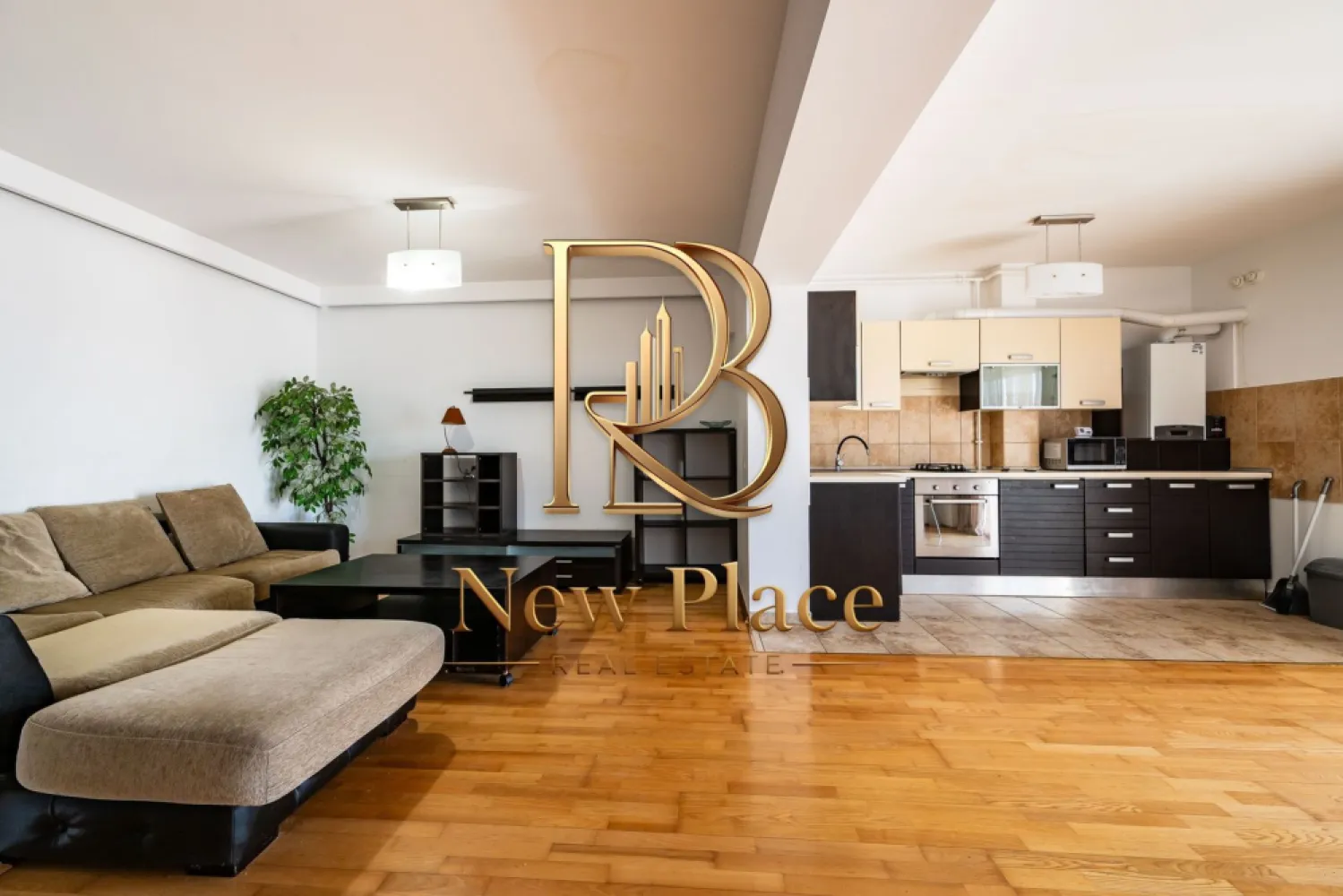 High Residence Iancu Nicolae | View liber | Parcare supraterana | Terasa 12 mp - New Place Real Estate Company va propune spre vanzare un apartament situat intr-un complex rezidential din zona exclusivista Erou Iancu Nicolae, vis a vis de Mark Twain International School.

Apartamentul este situat la etajul 5 si are o suprafata utila totala de 103,67 mp, fiind compus din living cu bucatarie open space de 37,80 mp, 2 dormitoare cu suprafete de 17.04 mp respectiv 13.33 mp, 2 bai cu suprafete de 4,76 mp respectiv 3.76 mp, 2 zone de depozitare cu suprafete de 3.23 mp respectiv 2.48 mp, hol cu suprafata de 9.34 mp, balcon cu suprafata de 11.57 mp si o logie de 0.36 mp. Apartamentul este mobilat exact ca in poze.

Apartamentul dispune de un loc de parcare situat la suprateranul imobilului.

Ansamblul este situat in apropiere de Baneasa Shopping City, Jolie Ville, American School, British School, Lycee Francais, Mark Twain!.

Pentru mai multe detalii, nu ezitati sa ne contactati.

Aceasta oferta apartine New Place Real Estate Company.