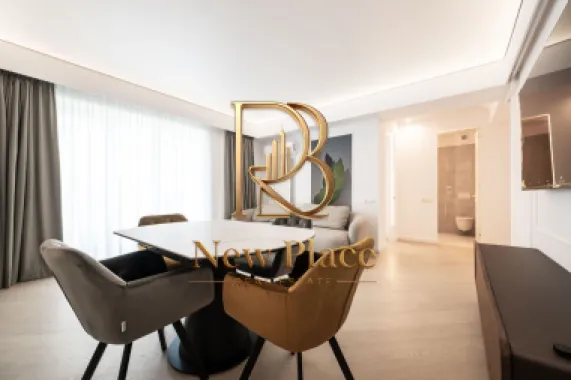 [VIDEO] CORTINA NORTH | 1,150 Eur + TVA | Mobila Rovere | View liber | LUX