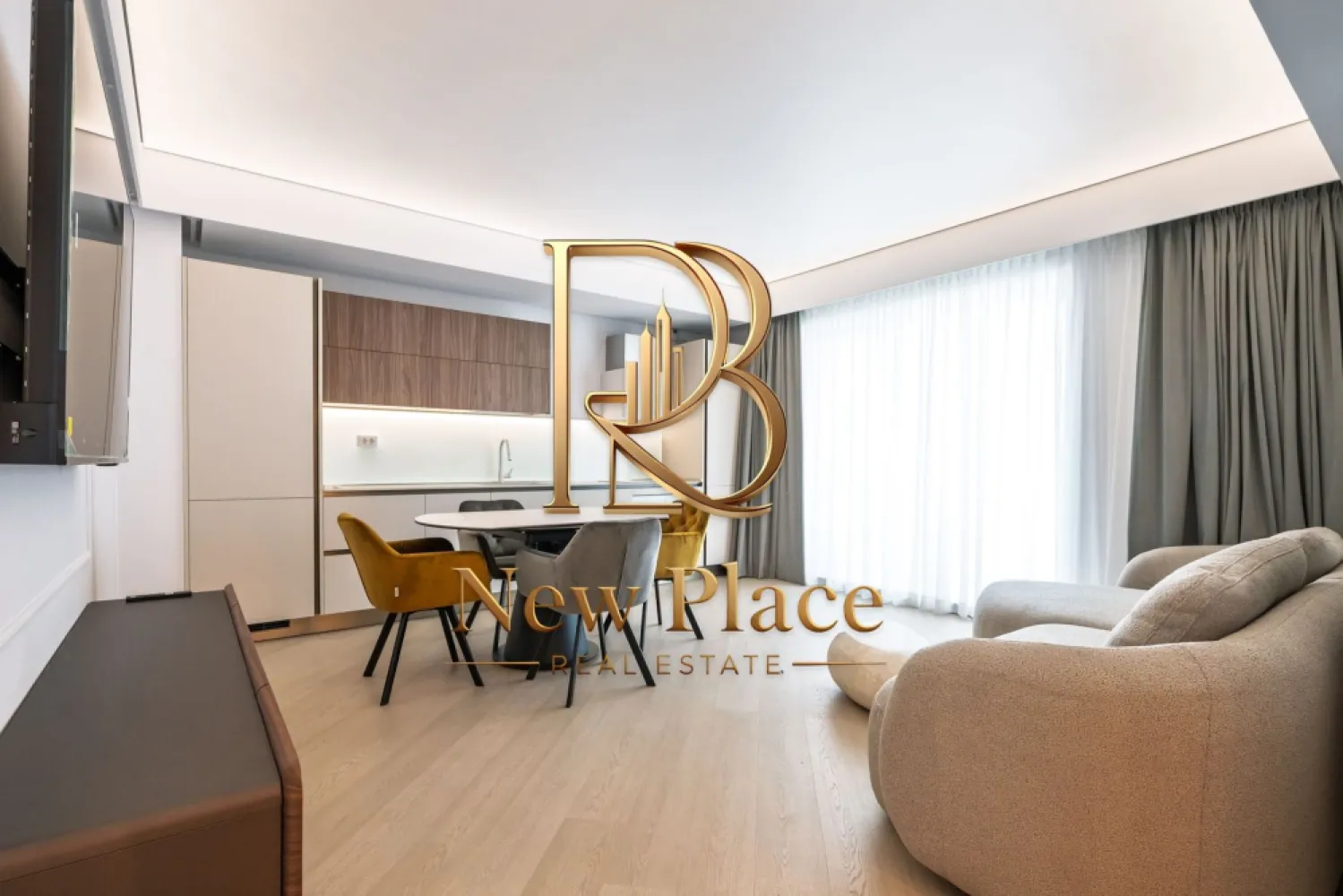 [VIDEO] CORTINA NORTH | 1,150 Eur + TVA | Mobila Rovere | View liber | LUX