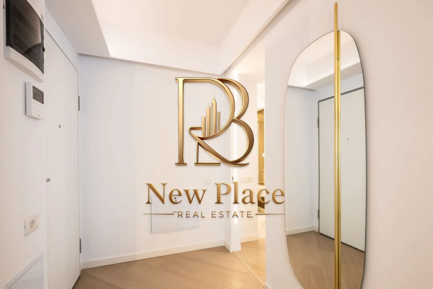 [VIDEO] CORTINA NORTH | 1,150 Eur + TVA | Mobila Rovere | View liber | LUX