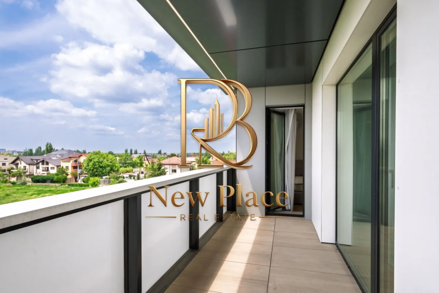 [VIDEO] CORTINA NORTH | 1,150 Eur + TVA | Mobila Rovere | View liber | LUX