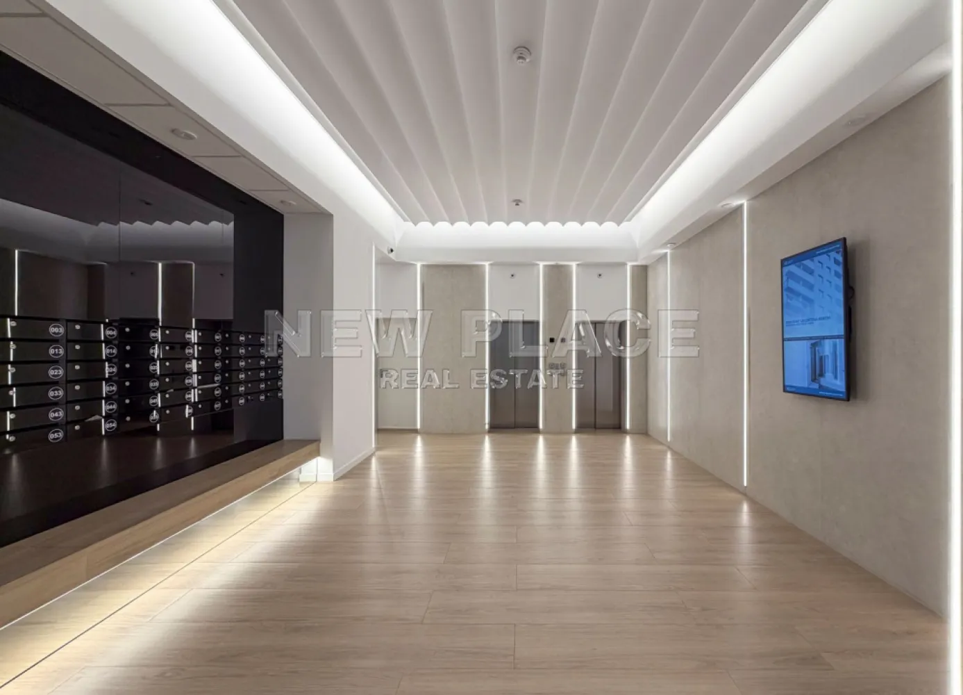 [VIDEO] CORTINA NORTH | Bucatarie inchisa | 1,100 Eur+TVA|Terasa 30 mp
