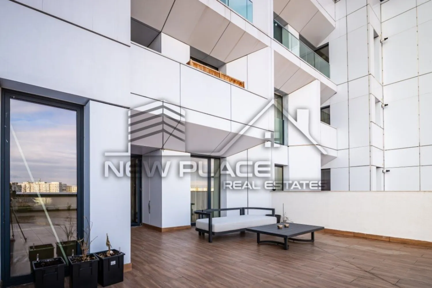 Apartament exclusivist | Terasa de 96 mp | Poze Reale | Lux