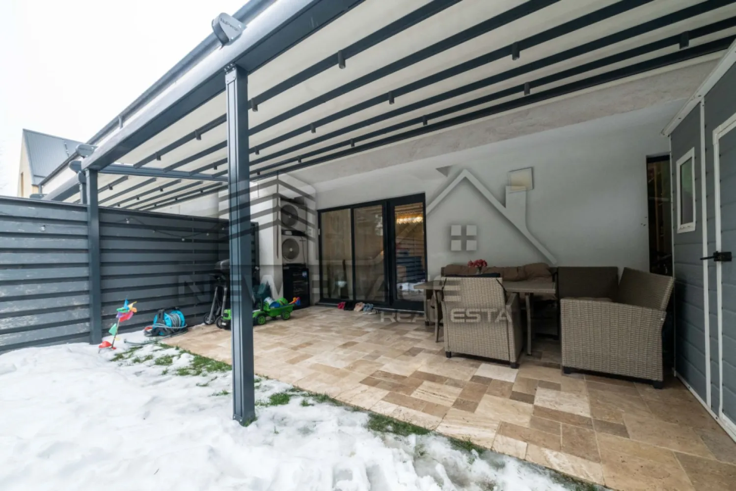 Vila cu gradina proprie | 2 Parcari incluse | Exclusivitate | LUX