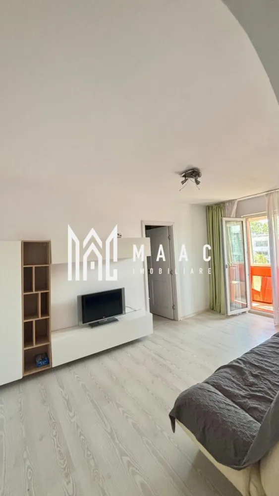 Apartament 2 camere I Renovat I KM 4–5 I Constanța I COMISION ZERO - MAAC Imobiliare vă propune spre vânzare un apartament de 2 camere, nedecomandat, situat în Constanța, zona KM 4–5, Prelungirea Liliacului, în imediata apropiere a Școlii Gimnaziale nr. 37. Suprafață: 37 mp utili Balcon: 3 mp Caracteristici principale: Etaj 4/4 Complet renovat Centrală proprie pe gaz Aer condiționat Baie cu cabină de duș Se vinde mobilat și utilat complet Gata de mutare Apartament luminos și bine întreținut Avantaje pentru locuit: Zonă bine cotată, liniștită Școală, grădiniță, magazine, mall și stație de autobuz în apropiere Acces facil către principalele puncte de interes ale orașului Costuri reduse de întreținere Avantaje pentru investiție: Zonă cu cerere constantă de închiriere Chirie estimată: 350 – 400 €/lună Randament bun raportat la preț Nu necesită investiții suplimentare, se poate închiria imediat Proprietatea este ideală atât pentru locuit personal, cât și pentru investiție sigură cu randament imediat. Pentru mai multe detalii sau pentru a programa o vizionare, nu ezitați să ne contactați. Menționați ID-ul anunțului: CP2898016. }}