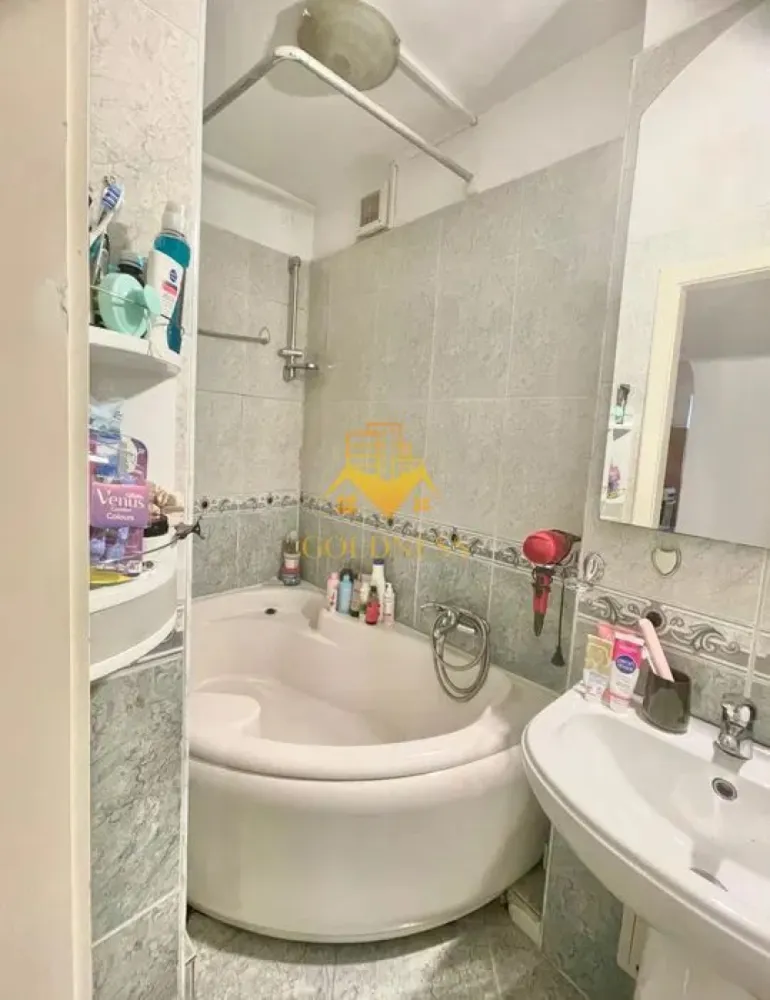 2 camere, decomandate, balcon, Manastur Zona Big, Izlazului,Mehedinti