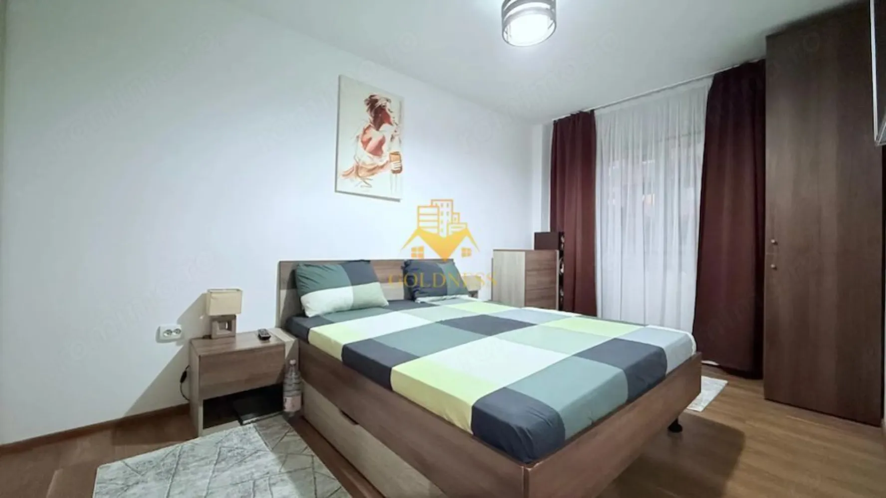 2 camere Premium, Iris, Fabricii, Junior Residence, Parcare, Auchan - GOLDNESS Imobiliare vă propune spre închiriere un apartament cu 2 camere complet mobilat și utilat, la etajul 3 într-un imobil de 5 etaje, în Cartierul Iris.
Dispune de loc de parcare contra cost 50e.
Se află în apropierea stațiilor de transport în comun, magazine, restaurante, spații verzi, farmacii, etc. 

Apartamentul este compartimentat astfel:
 - dormitor cu pat matrimonial, dressing, noptiere
 - living cu canapea extensibilă 
 - bucătărie complet utilată și mobilată, loc de servit masa 
 - baie cu cabina de dus, calorifer port prosop și dulap pentru depozitare.
 - terasa de 14 mp.

Imobilul este dotat cu toate cele necesare- centrală proprie, frigider, aragaz, hotă, mașină de spălat haine și vase, etc. 

Dacă sunteți interesați de acest apartament și doriți să îl vizionați, dar și pentru alte oferte nu ezitați să ne contactați telefonic sau prin e-mail. Vă stăm la dispoziție!
Pentru intermediere se percepe un comision de 50% din prețul chiriei!
