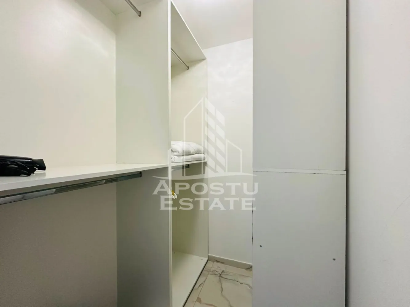 Apartament 2 camere zona Polivalenta