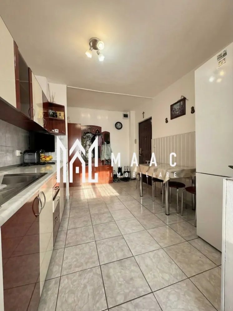 Apartament de vânzare în Sibiu, cu 2 camere decomandate, Terezian