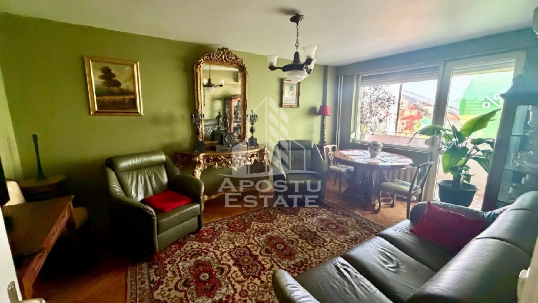 Apartament cu 2 camere de inchiriat, Circumvalatiunii,Timisoara - Agentia imobiliara APOSTU ESTATE va propune spre inchiriere un apartament cu 3 camere, spatios si luminos, situat in zona Circumvalatiunii, o zona linistita si bine pozitionata din Timisoara, potrivit pentru cupluri,familii, sau studenti care isi doresc o locuinta unde sa se simta confortabil si cu acces facil catre scoli, statii de autobuz, supermarketuri , magazine de zona, parcuri.

Suprafata utila: 75 mp
Compartimentare eficienta:
-Hol de acces generos
-Bucatarie complet mobilata si utilata, cu loc de luat masa
-Living luminos si spatios
-Dormitor mobilat si utilat
-Baie prevazuta cu cada

Confort si facilitati:
-Incalzirea apartamentului: colterm
-Apartamentul este complet mobilat si utilat
-Se accepta animale de companie de catre proprietar

Localizare:
-Timis,Timisoara, zona Circumvalatiunii– acces facil spre magazine, supermarketul Kaufland, scoli, parcuri si mijloace de transport in comun.

Ideal pentru:
-Familii
-Cupluri
-Studenti

Disponibilitate: imediata
Pret chirie lunara: 450 euro ( usor negociabil)
Programeaza o vizionare pentru a-ti putea imagina viitorul aici!
ID intern: CP3161615