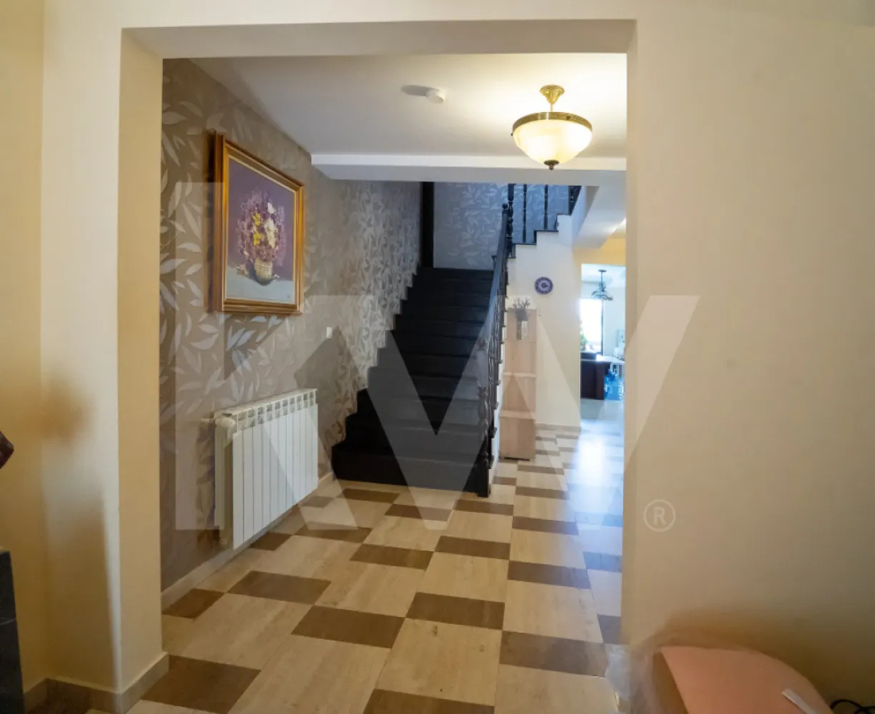 Vila exclusivista cu piscina si panorama de vis Cisnadioara