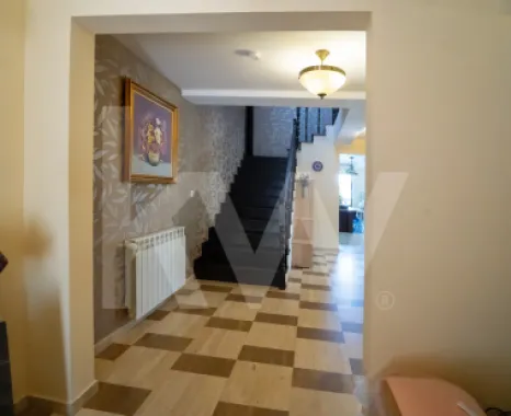 Vila exclusivista cu piscina si panorama de vis Cisnadioara