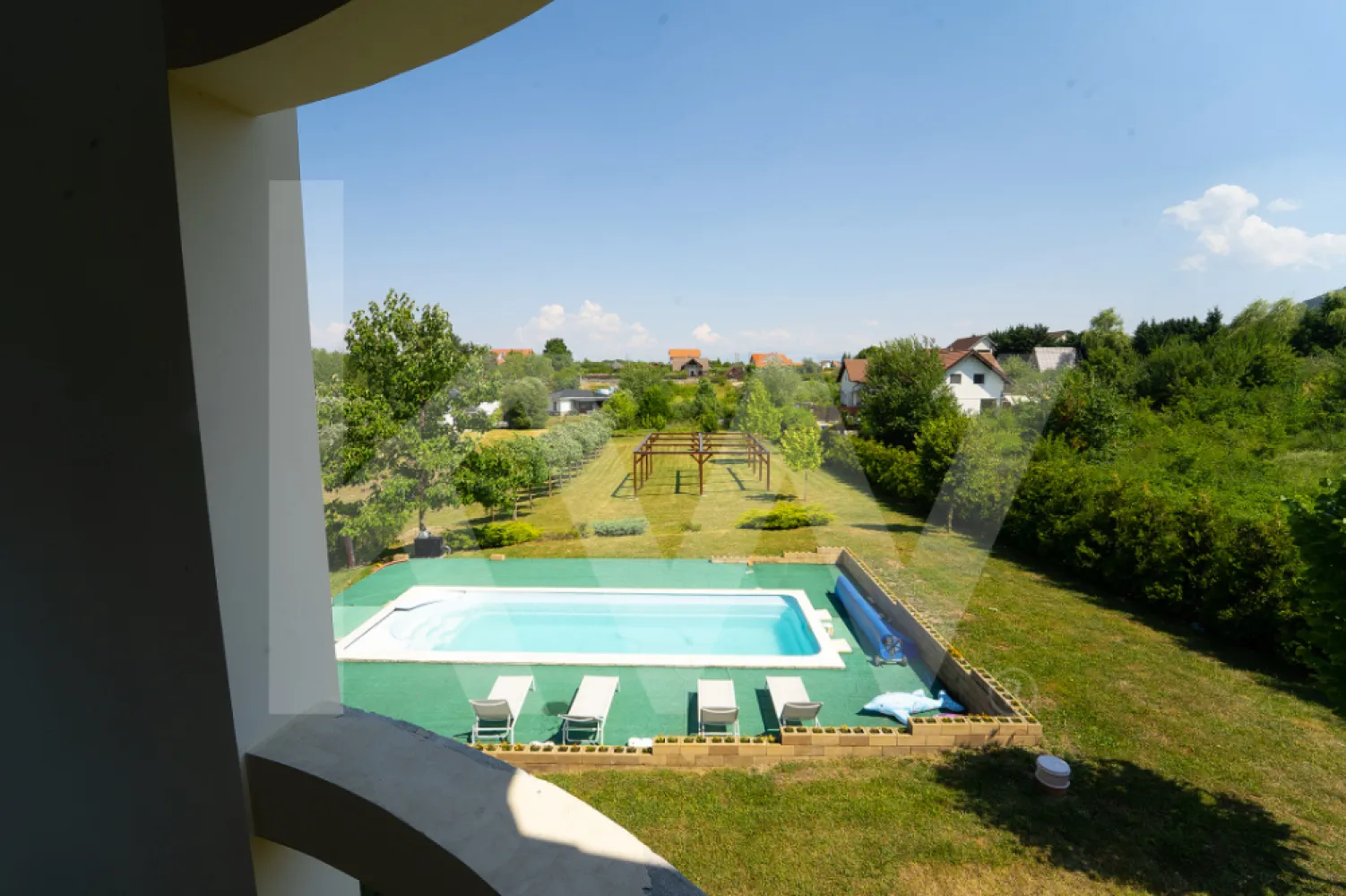 Vila exclusivista cu piscina si panorama de vis Cisnadioara