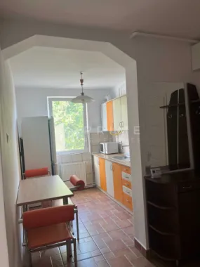 Apartament 2 Camere Recent Renovate – Cartier Cornișa