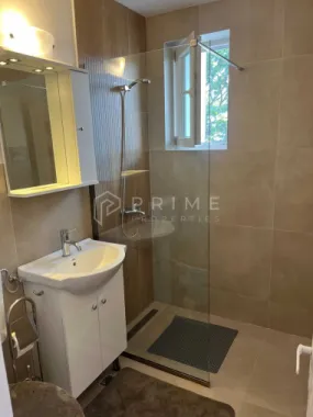 Apartament 2 Camere Recent Renovate – Cartier Cornișa
