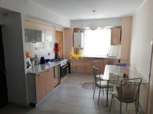 3 camere, decomandate, mobilat complet, Zona Avram Iancu, Cipariu