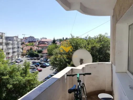 3 camere, decomandate, mobilat complet, Zona Avram Iancu, Cipariu