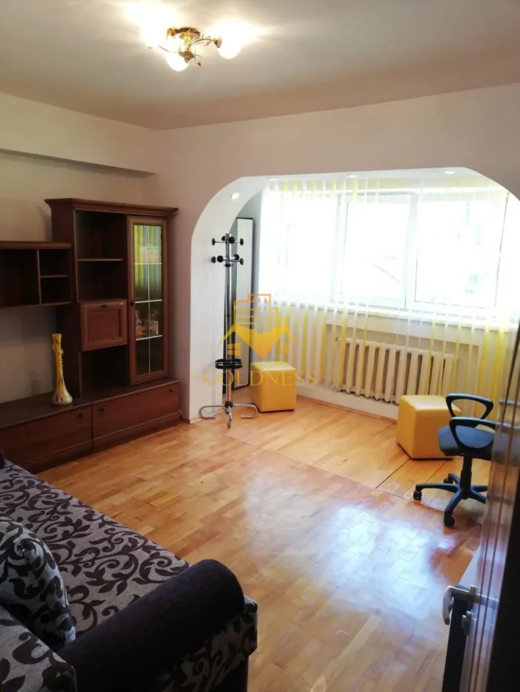 3 camere, decomandate, mobilat complet, Zona Avram Iancu, Cipariu