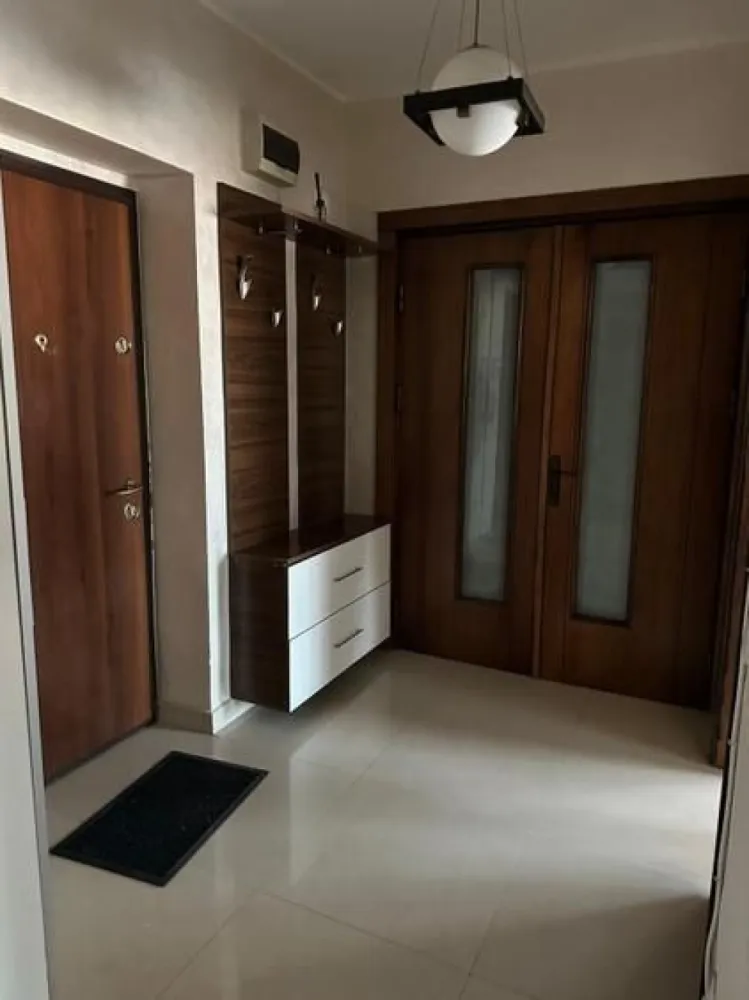 De inchiriat apartament 2 camere Complex Rezidențial I. C. Frimu, 500 euro