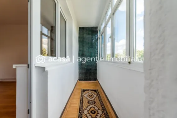 Apartament 2 camere Ultracentral, bvd Revolutiei, Arad - COMISION 0