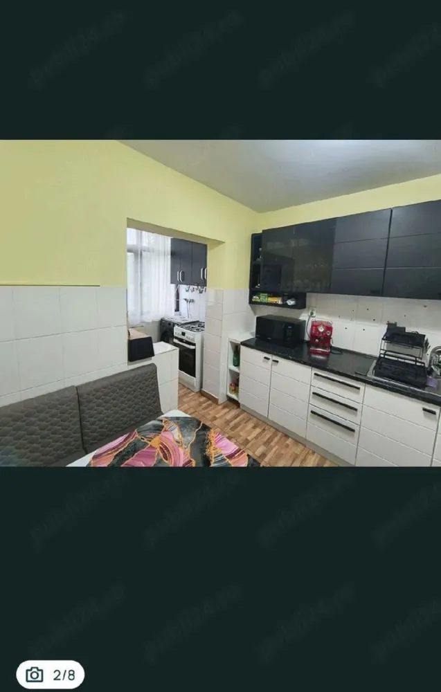 inchiriez apartament 3 camere Micro 16 - Persoana fizica Inchiriez apartament spatios 3 camere,75 m2,format din bucatarie,2 dormitoare,living si 2 bai,imobilul este mobilat utilat complet ca in poze,etajul 4,se închiriază doar la persoane serioase!