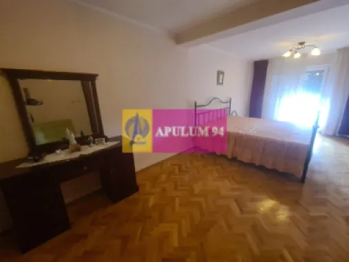 Vila de vanzare in Banesti