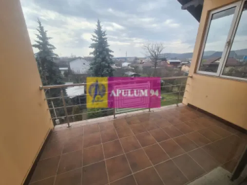 Vila de vanzare in Banesti